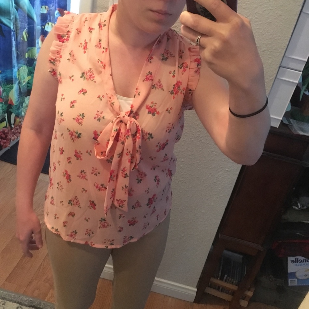 Sheer Floral Tank - Picture 6 of 6